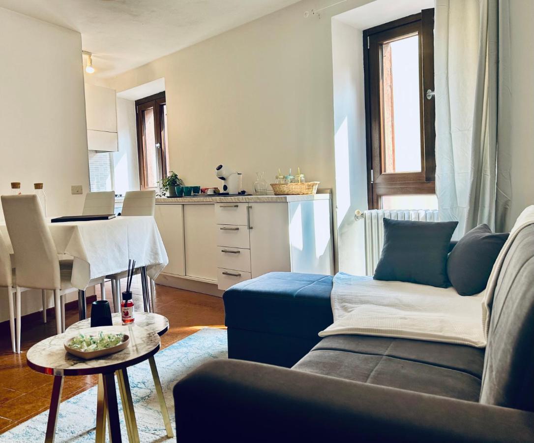 Apartamento Tua Duplex Saló Exterior foto